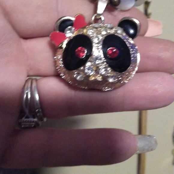 Long beaded panda necklace - Picture 3 of 7